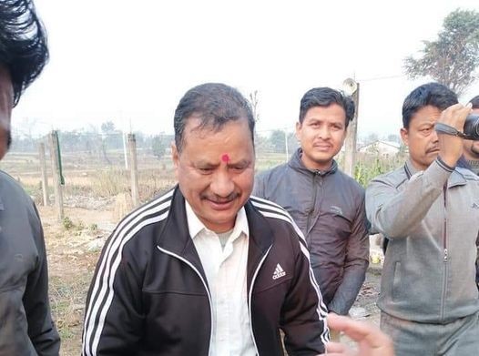 विप्लव सार्वजनिक