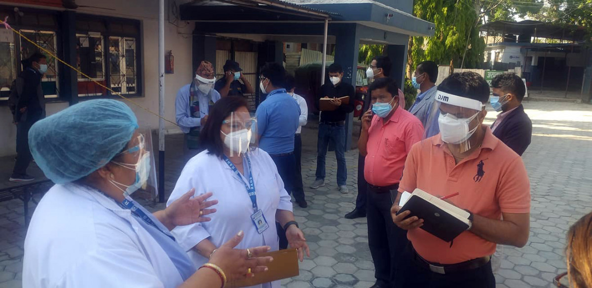 काेभिडकाे समयमा  उच्च मनोबलका साथ काम गर्न स्वास्थ्यकर्मीलाई  स्वास्थ्यमन्त्रीकाे निर्देशन