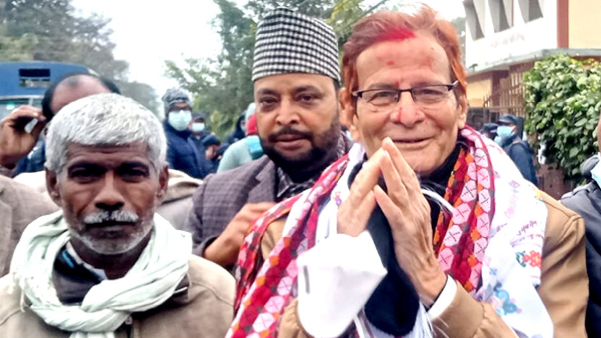 देउवा अध्यक्ष हुँदाका उपाध्यक्ष शर्मा पहिलो पटक बने सांसद