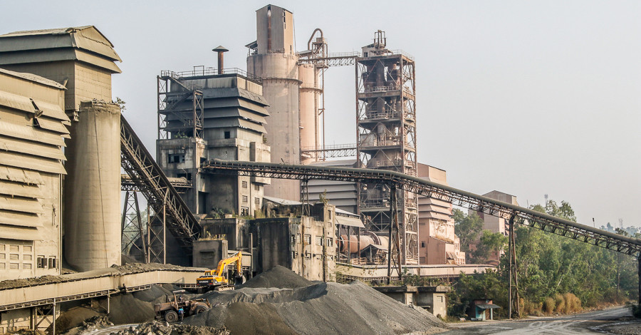 कोइला अभाव भएपछि सिमेन्ट उत्पादन बन्द