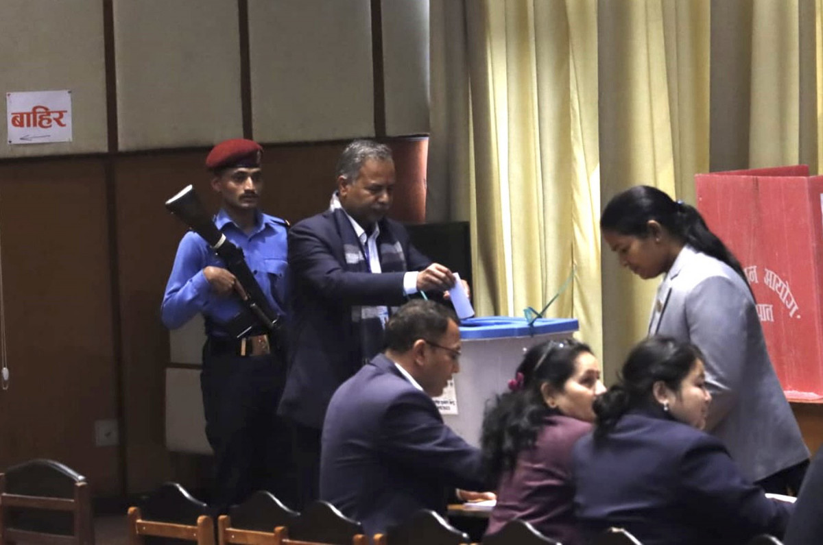 उपराष्ट्रपति निर्वाचनको मतदान सकियो, गणना साढे ३ बजेबाट गरिने