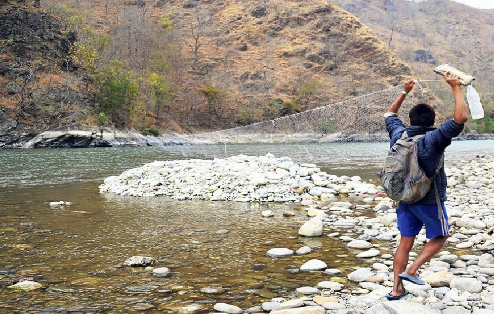 करेन्ट तथा विस्फोटक पदार्थ प्रयोग गरेर माछा मार्न प्रतिबन्ध