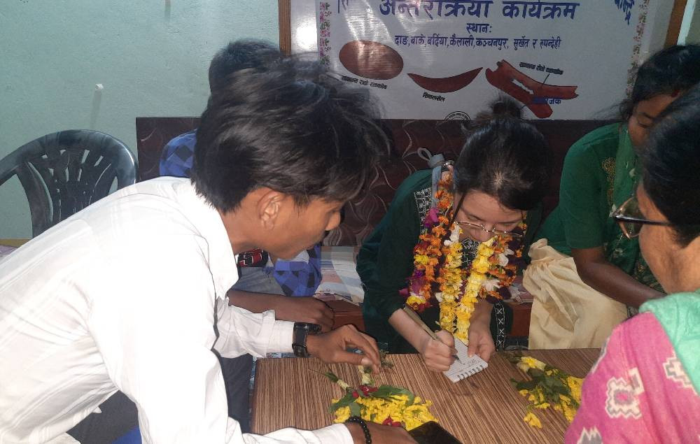 सिकलसेलको अध्ययन गर्दै डा नाकामुरा