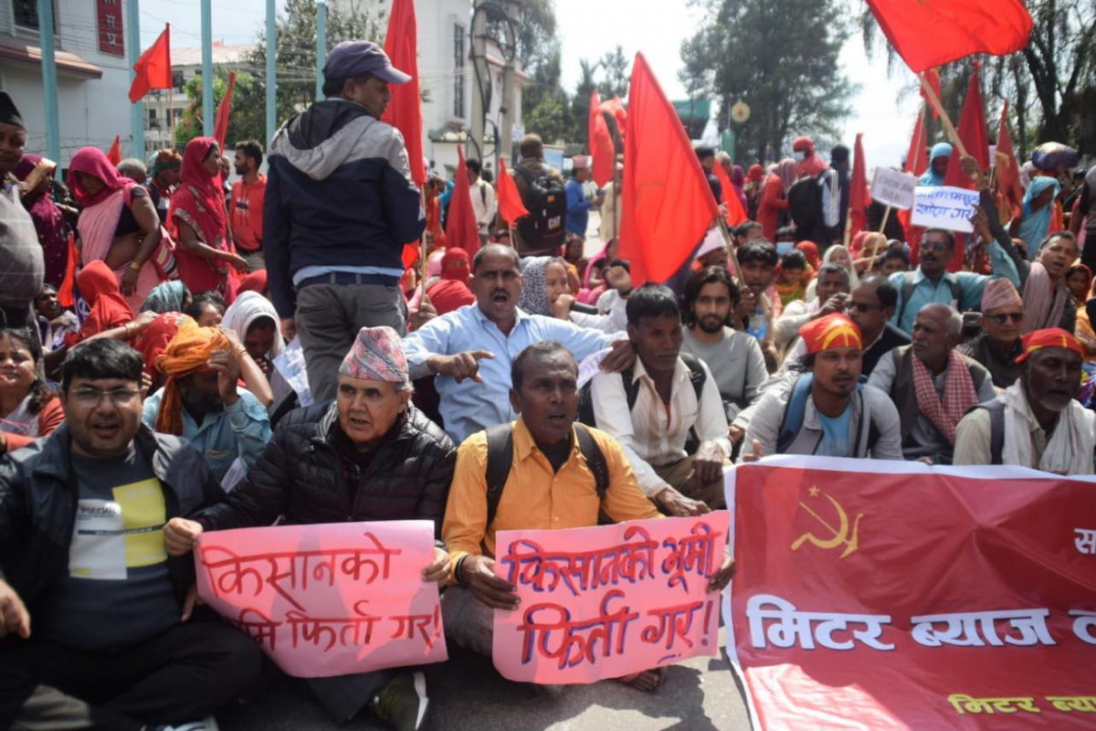 मिटरब्याज पीडितले मार्च पाससहित धर्ना दिने