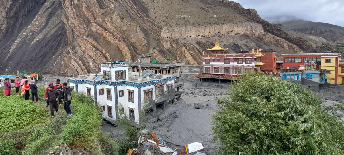 बाढीबाट करिब एक अर्बको क्षति