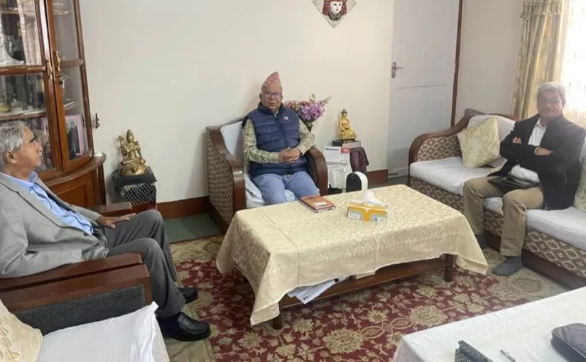 शेरबहादुर देउवा र माधवकुमार नेपालबीच भेटवार्ता