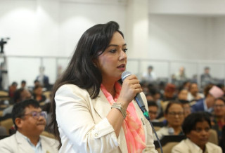 आईसीयूमा रहेका आन्दोलनरत इन्टर्न डाक्टरको माग तत्काल सम्बोधन गर्न सांसद खुस्बु ओलीको आग्रह